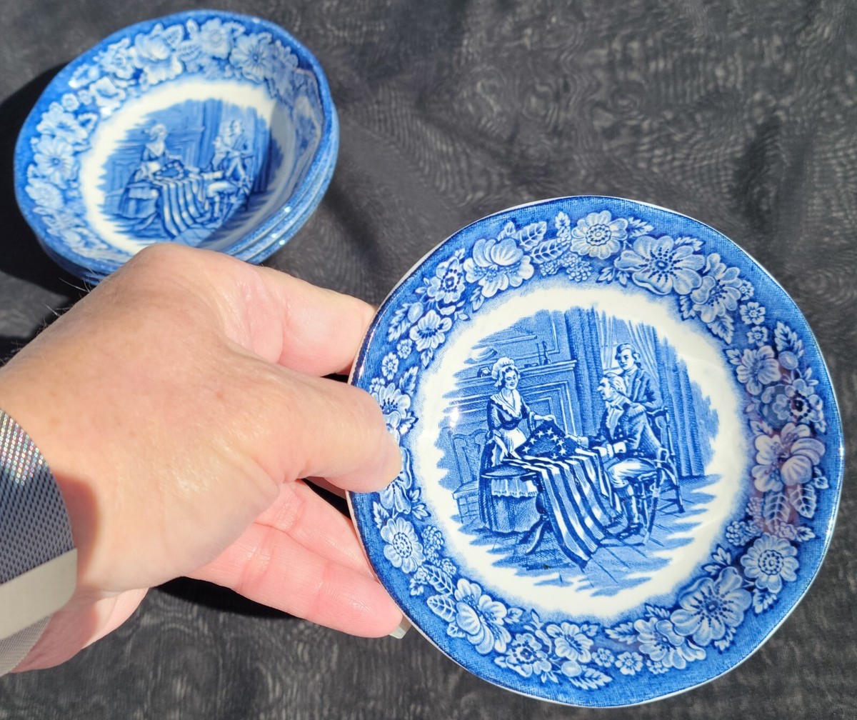 Vtg. LIBERTY BLUE England 