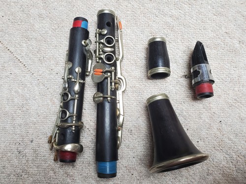 old wooden Clarinet in C open holes, 4 rings - Picture 12 of 12