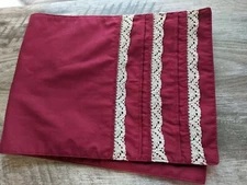 Cottage Croscill table runner shabby chic Farmhouse 70.5 in X 13 in burgundy EUC