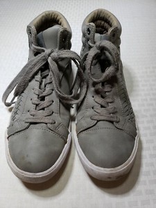 g by guess black sneakers