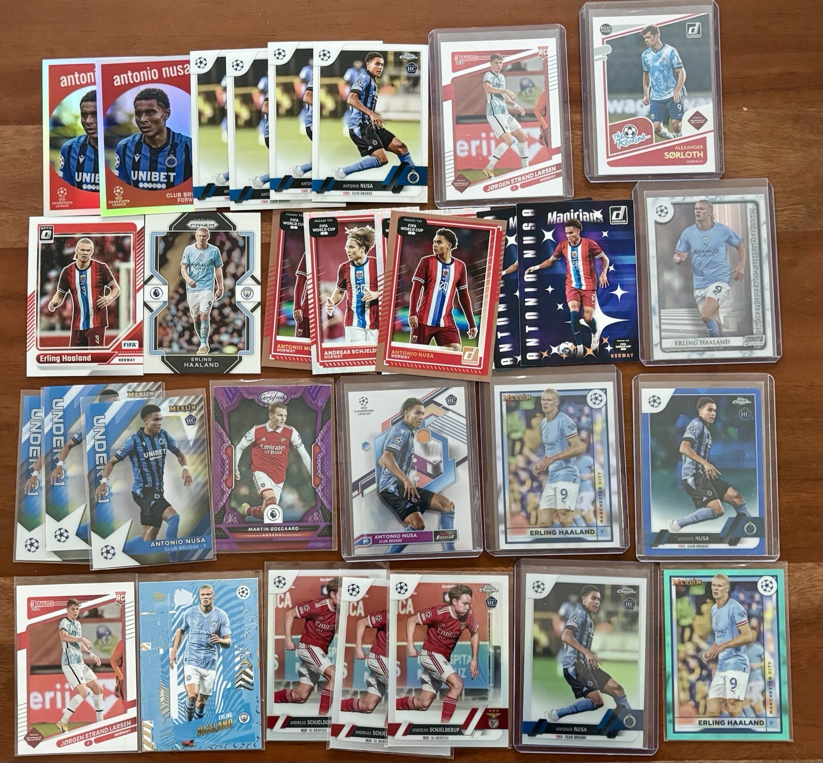 Haaland, Saka, Mbappe, Victor Munoz + More - Huge Lot Rookies Parallels Base view 20
