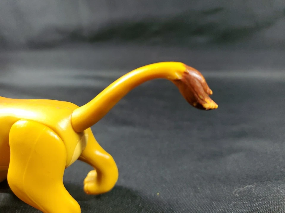 Figura de acción de colección Disney El Rey León 1994 Lucha Mufasa 7" ** Foto 3 de 4