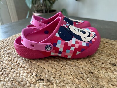 Disney Mickey Mouse Pink Crocs Size J 2 Kids Slip On Clogs Excellent 