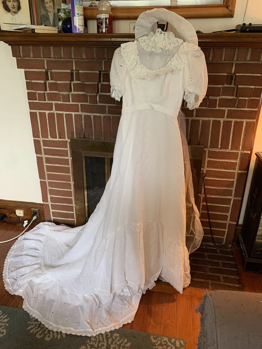 cotton eyelet wedding dress Ethereal 1950's Tiered Ivory Cotton Eyelet Lace Wedding Gown / XS Xtabay Vintage