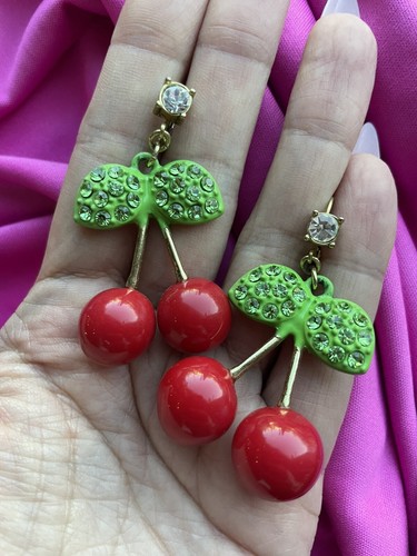 Betsey Johnson Vintage Picnic Red Lucite Cherry Cherries Fruit LARGE Earrings - Picture 2 of 2