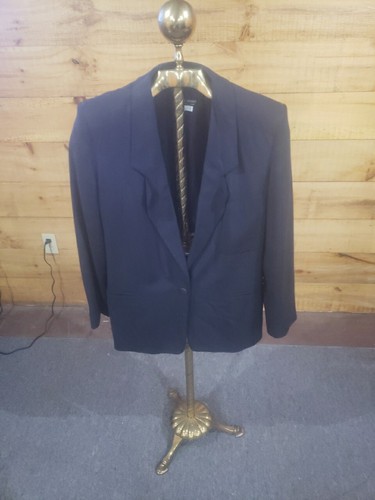 giorgio armani woman suit jacket