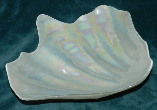 BEAUTIFUL IRIDESCENT PORCELAIN? SHELL BOWL! NAUTICAL! - Imagen 4 de 5