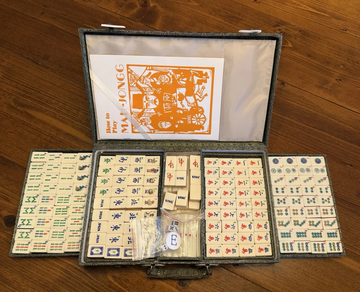 Jeu De Mahjong Vintage Bakélite - 144 Pièces Sculptées + 5 Supports - Étu à Réparer