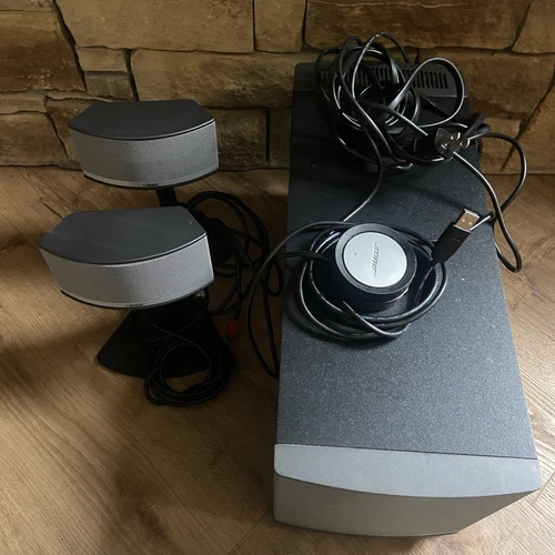 Bose Companion 5 Multimedia Speaker System in Graphite/Silver Bose Sound Tested
