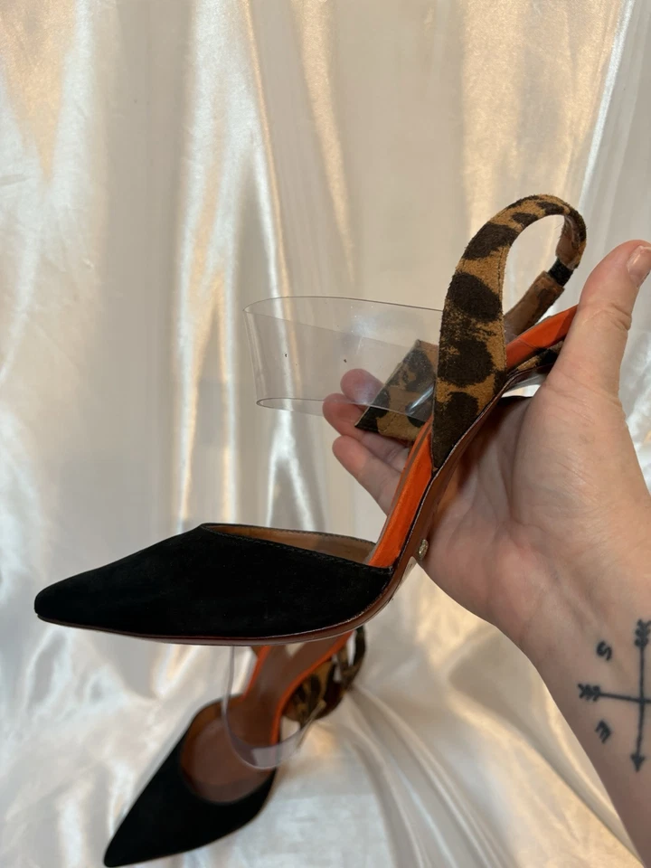 Salto agulha feminino Schutz tamanho 39 estampa animal couro camurça preto Brasil - Imagem 2 de 4