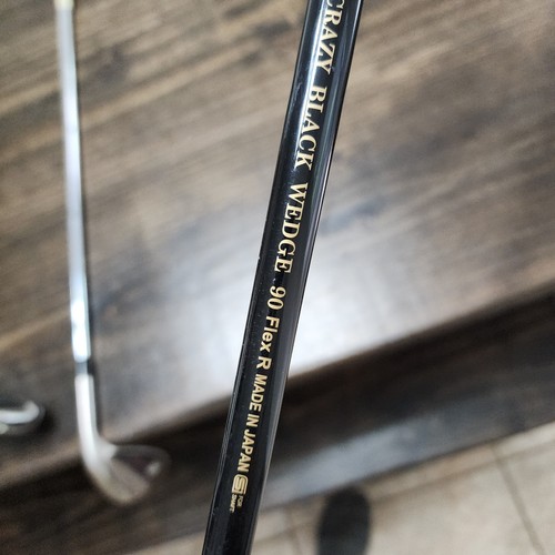 CRAZY GOLF JAPAN 52° Wedge, RH. 35.5" Grip Is VERY GOOD. - Picture 11 of 14