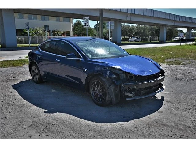 2019 Tesla Model 3 Mid Range Sedan 4D - Image 2 of 4