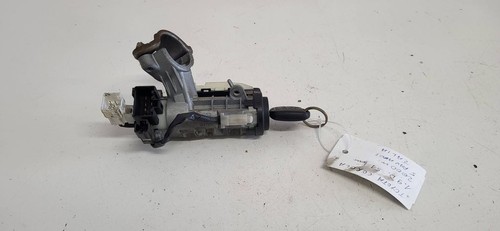 Toyota Corolla E110 2000 Diesel Zündschloss 45020052 BTV76738