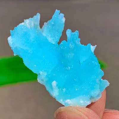 11G Natural blue textured stone crystal, Chinese blue Aragon heresy
