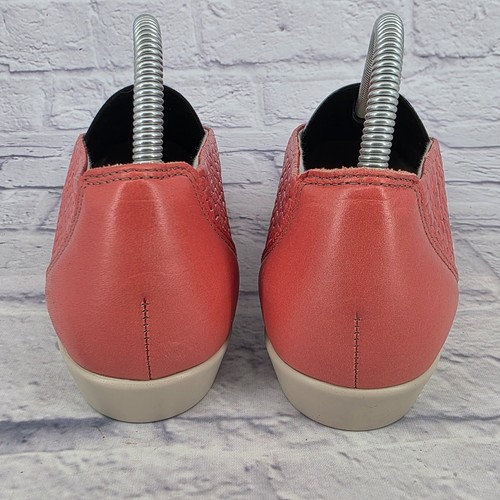 SAS Maui Women Sz 11 Coral Red Basketweave Leather Excellent Condition Flat Shoe - Picture 3 of 11