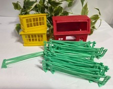 Vintage Farm Animal Play Set - AUBURN RUBBER - Fence, Barn, Coupes