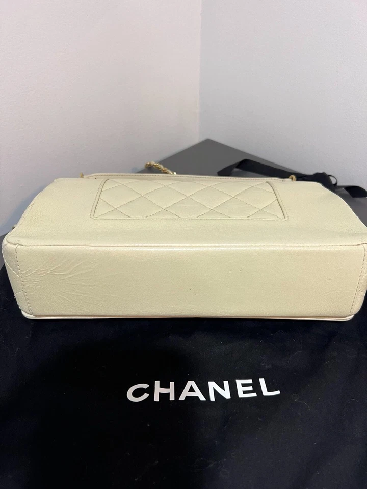 Bolso Chanel Mademoiselle Vintage con solapa tamaño mediano Foto 4 de 4