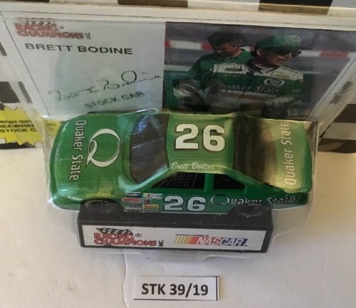 RACING CHAMPIONS 1993 EDITION BRETT BODINE #26 NASCAR CAR, STAND & CARD (01153) - Picture 9 of 9