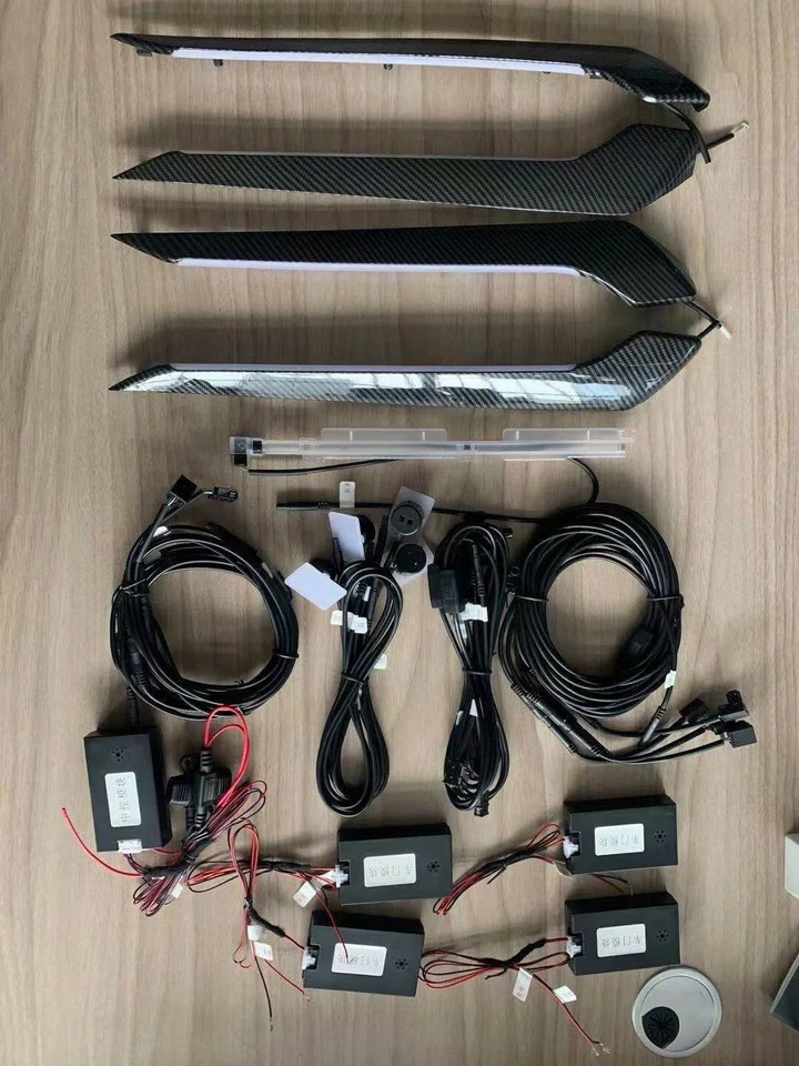 Luz LED de atmósfera ambiental retrofit iluminada 64 colores para Toyota Rav4 2015 hasta Foto 2 de 4