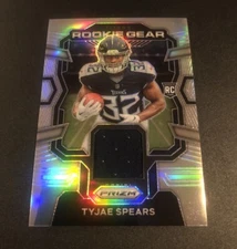 Tyjae Spears 2023 Panini Prizm NFL Rookie Gear Silver Jersey Relic Titans RB