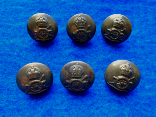 6 X WWI ROYAL ARTILLERY OFFICERS 17MM BRASS BUTTONS, J.R. GAUNT - Picture 1 of 3