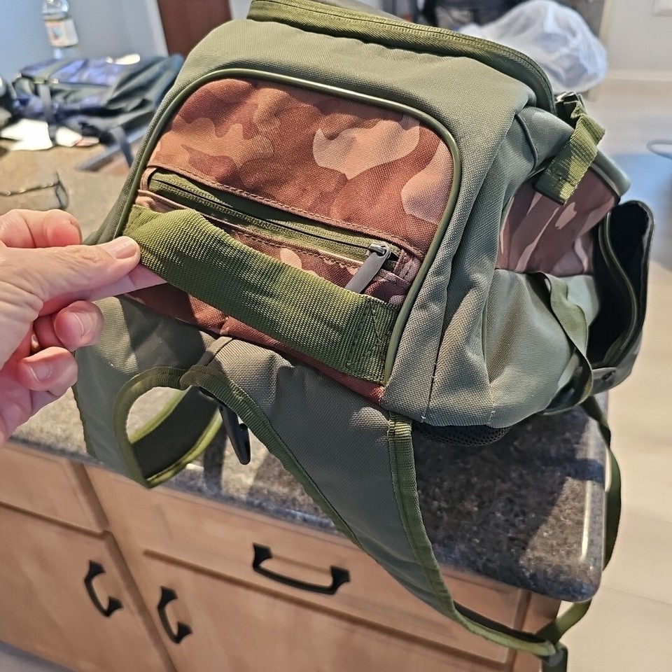 Easton WalkOff Elite Baseball Softball Equipment Bag Backpack Camo