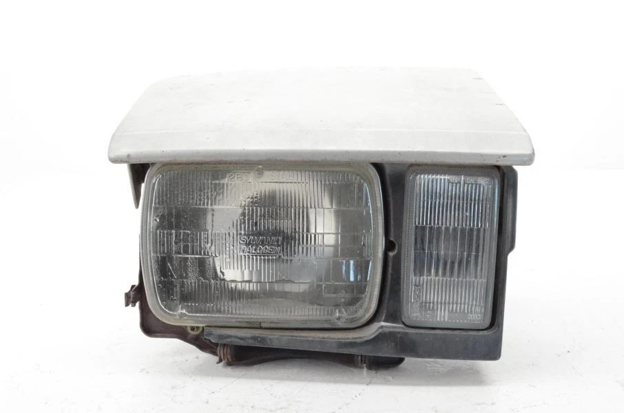 8486 Nissan 300ZX Z31 Right RH Headlight W/Cap Motor (Hot, 59 OFF