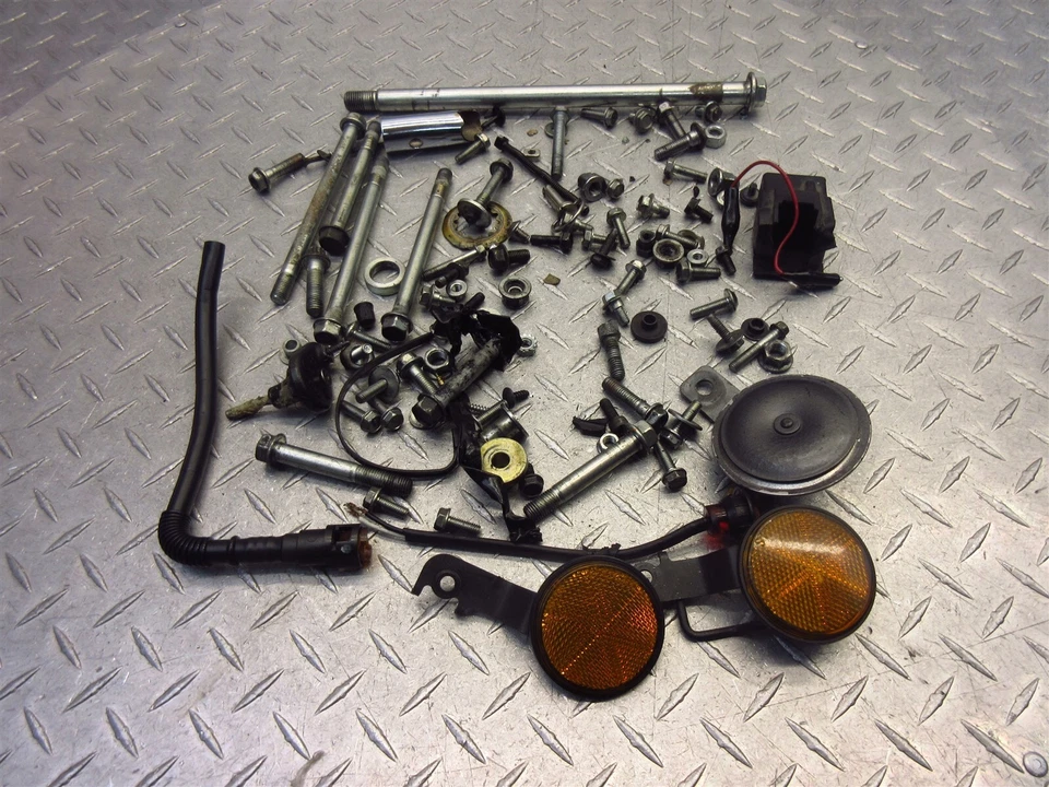 Honda CBR300 CBR300R 2016 15-19 hardware tuercas pernos tornillos varios etc lote OEM Foto 2 de 4