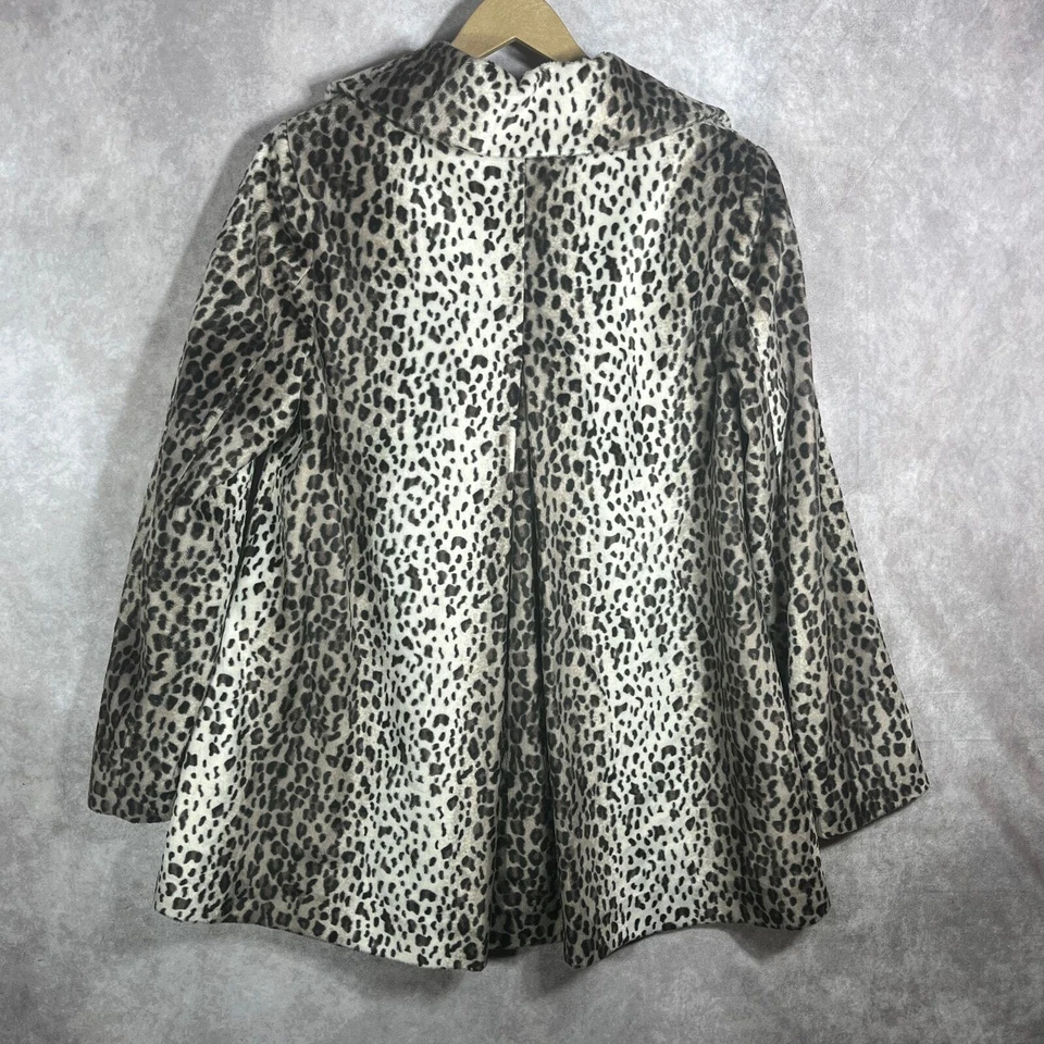 Ellen Tracy Peacoat Womens Medium Beige Leopard Print Faux Fur Button Front  - Image 4 of 4