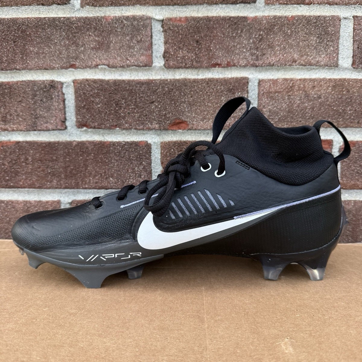 Nike Mens 12 Vapor Edge Pro 360 2 TB P Black/White Football  display picture 2