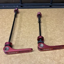 Tranz-X Red Anodized Mountain Bike Skewer Set