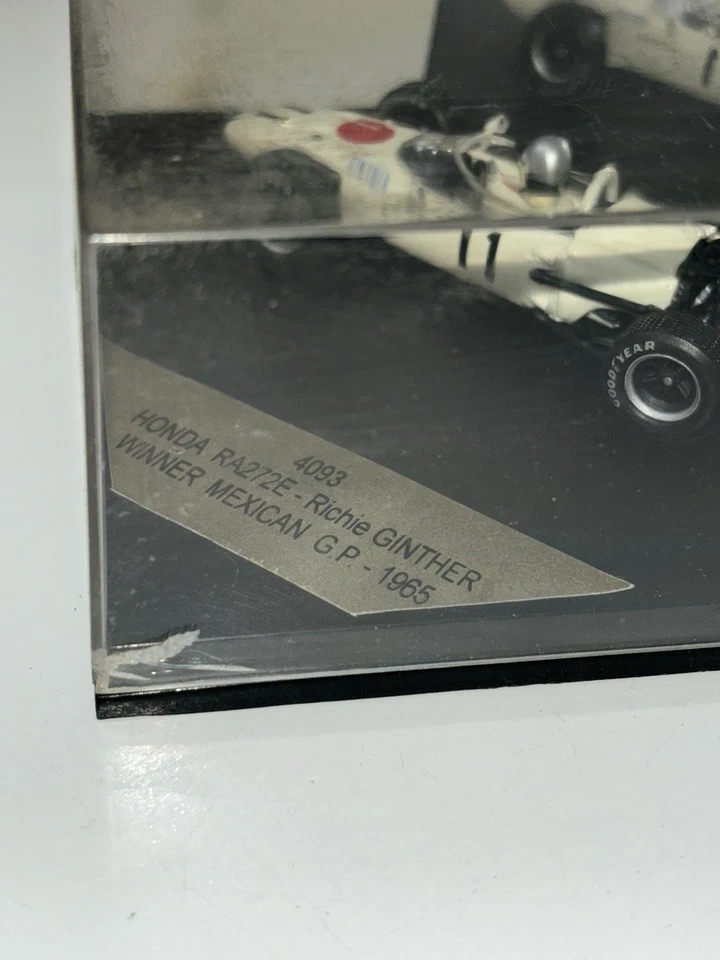 Quartzo Honda RA272E, Richie Ginther GP de México 1965, en caja 1/43 modelo 4093 Foto 3 de 4