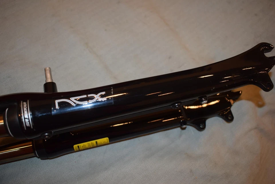 SR SUNTOUR NCX with lock suspension 1 1/8'' threadless Fork 700C hybrid Trekking - Image 4 of 4