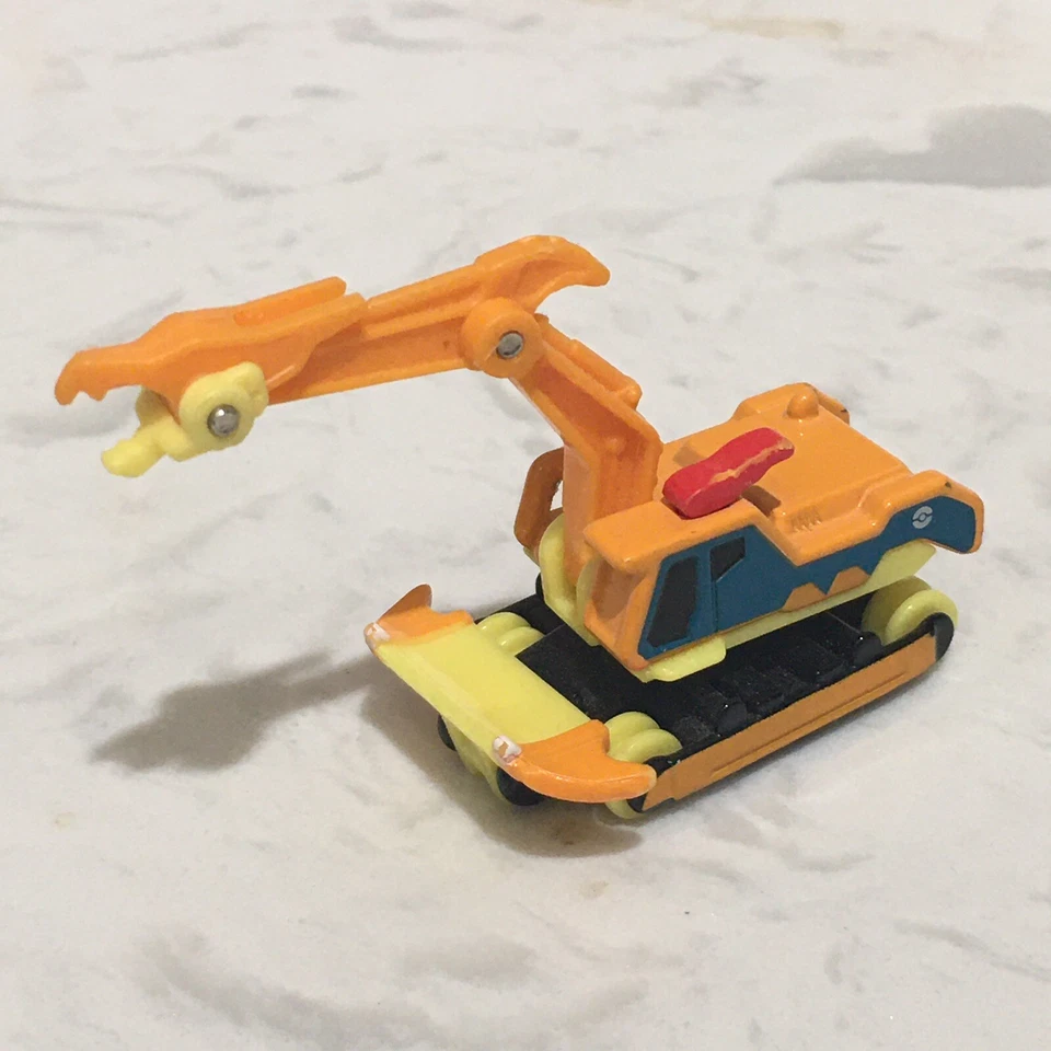 Tamara Tomy Pokémon Dream Tomica Mega Lizardon Y Strong Arm Vehicle - Изображение 3 из 4