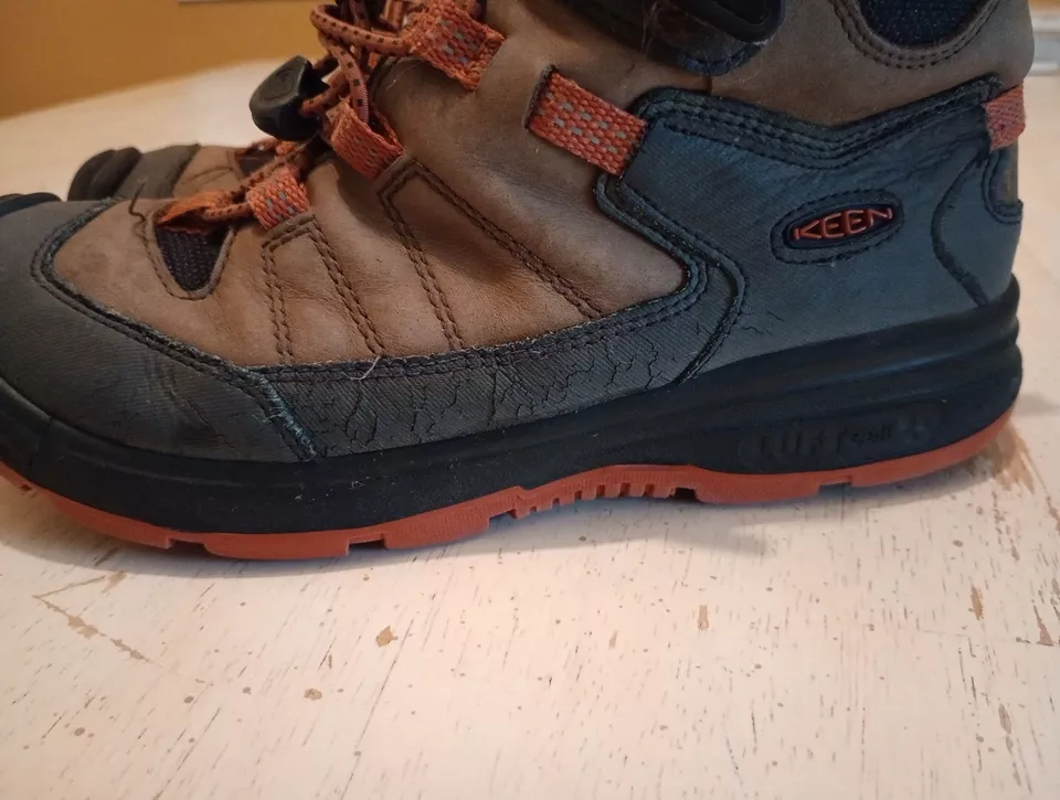 Keen Youth Redwood Waterproof US Size 3 Boys Boot - Image 3 of 4