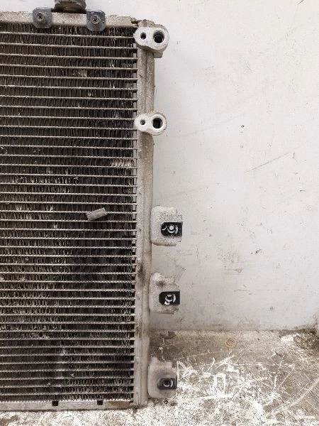 Condensador de CA para Toyota Sequoia 01-04 Foto 3 de 4