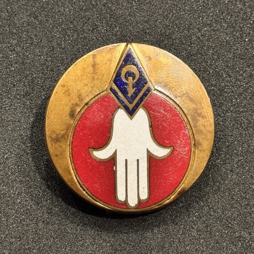 Vintage French 1st Spahis Algerian Cavalry Badge Drago Paris Hamsa Rare Hand Pin
