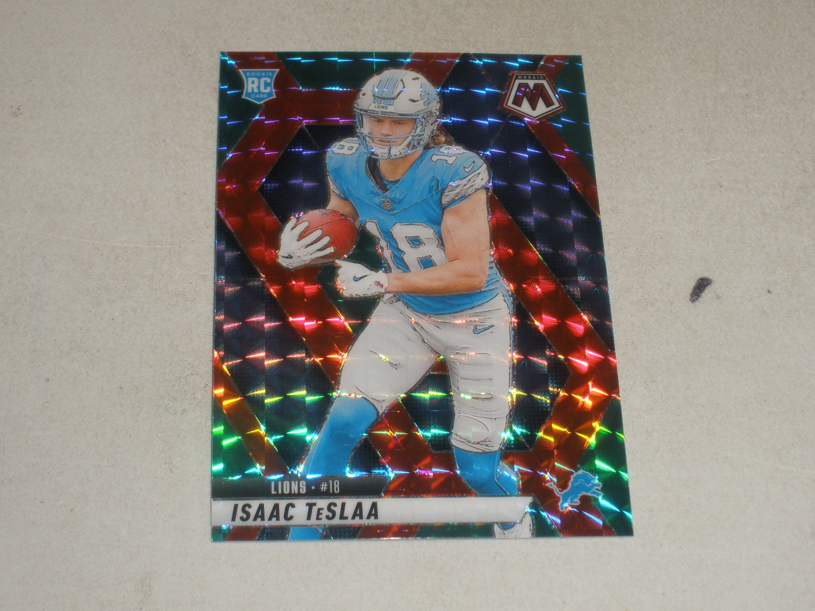 2025 Panini Mosaic Choice Red Green Prizm #319 Isaac TeSlaa Rookie RC