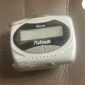 Nixxo Platinum Clip-On Pedometer Step Counter for Torso, White/Black
