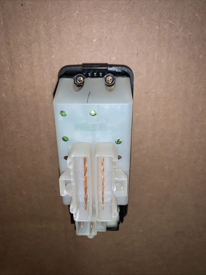 INTERRUPTOR VENTANA ELÉCTRICA MAESTRO SEDÁN 95-99 SATURN SL1 SL2 SW1 SW2 4D 21021838 Foto 3 de 4