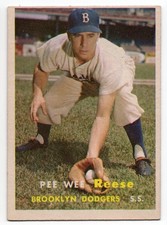 1957 Topps #30 Pee Wee Reese VG+