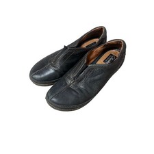 Clarks Artisan Black Leather Loafers - Women's Size 7M