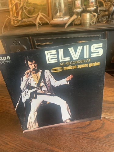 ELVIS  "As Recorded At Madison Square Garden" 1972  RCA Vintage