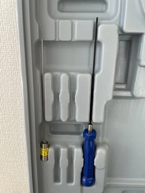 HAKKO FR301-82 HERRAMIENTA DE DESOLDADURA 2 polos enchufe de puesta a tierra CA 100V con estuche FR30182 nuevo Foto 4 de 4