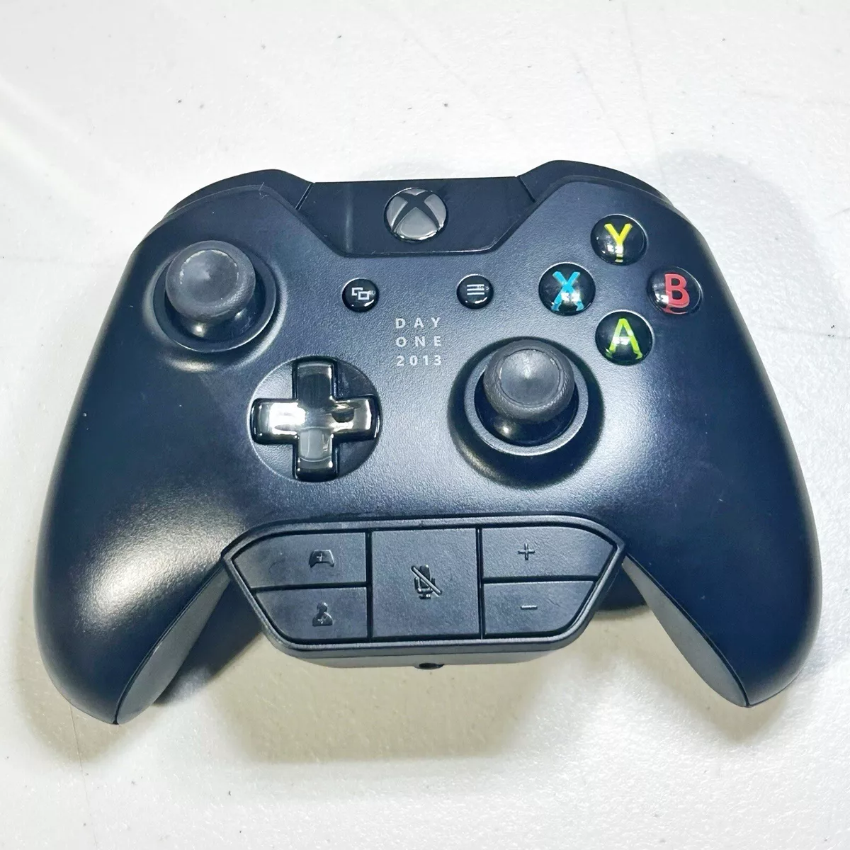 Xbox One 1537 Day One 2013 Edition OEM Wireless Controller Headset Adapter