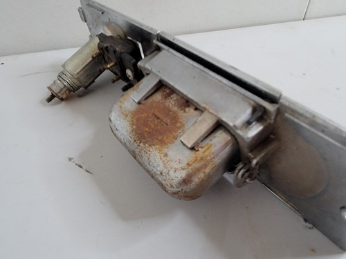 69-70 Chrysler Imperial Right Rear Window Switch Door Lock Assembly OEM 2878552 - Picture 21 of 21
