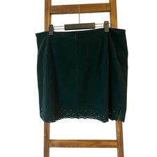 𝅺Venezia Sexy Acadamia Vintage Holiday Emerald Suede Lace Hem Mini Skirt 22