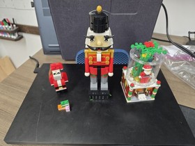 DISNEY LEGO LOT #40223  #40254 #30478 Christmas Santa / Snowglobe/Nut Cracker