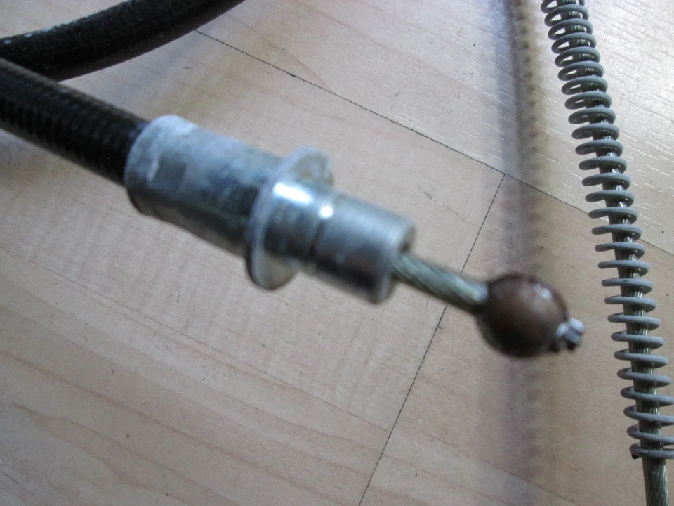 Tenneco 4793620 (Raybestos BC93620) Parking Brake Cable fits Renault Alliance - Imagem 3 de 4