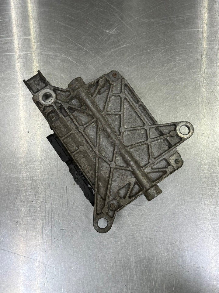 20042005 GMC SILVERADO SIERRA DURAMAX LLY FUEL INJECTOR MODULE FICM